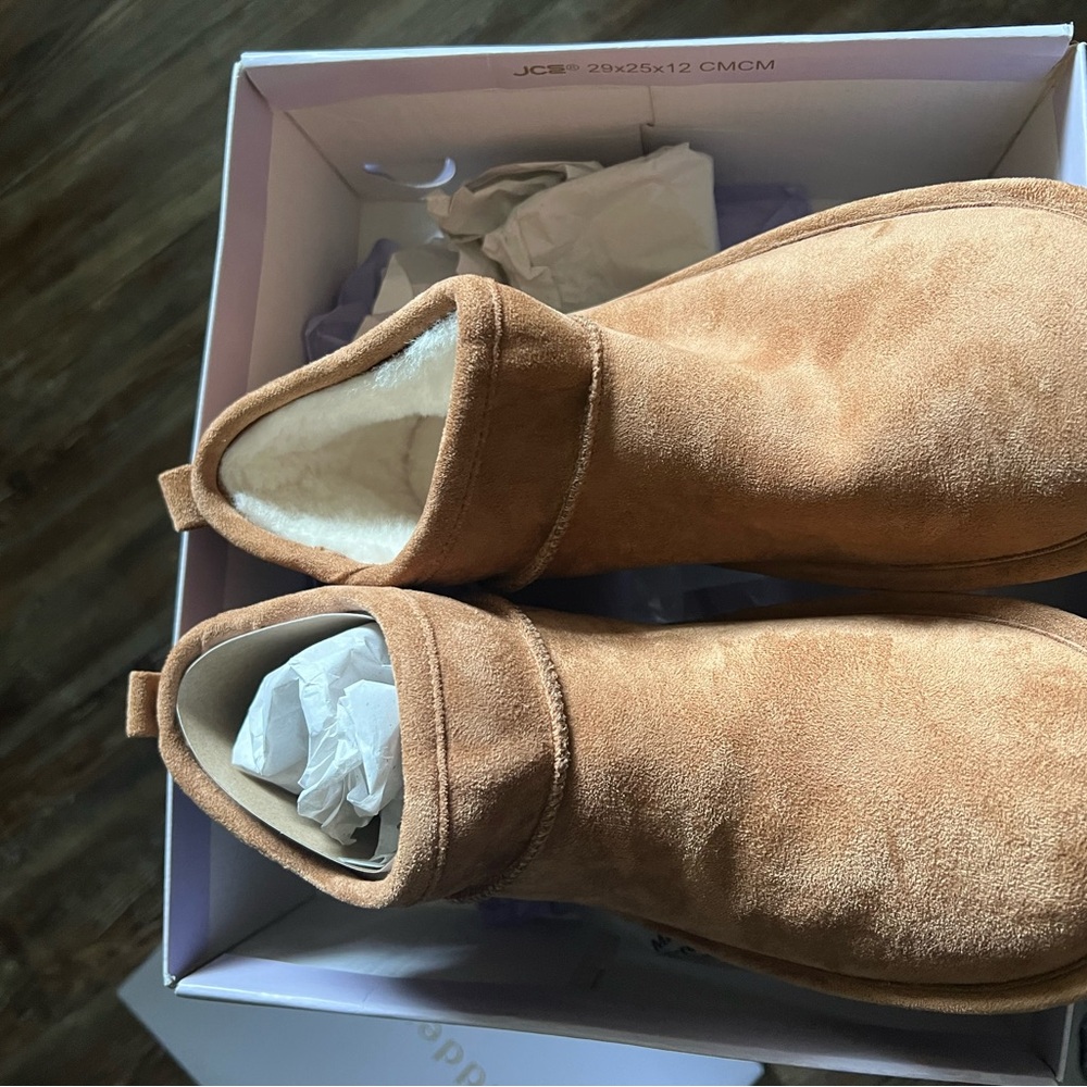 Cozy Tan Women's Shoes